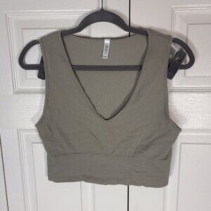Alexander Jane Taupe Ribbed V-Neck Crop Tank Top 1X/2X — Plus Size Seamless